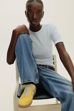 COLOURED SPORTS TRAINERS