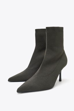 FABRIC ANKLE BOOT - Zara фото 4