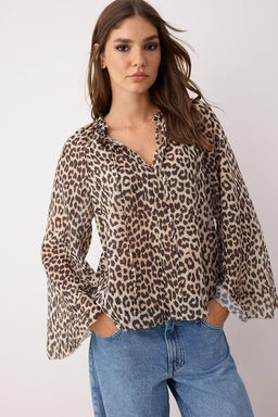 Cok Renkli Volan Kollu Leopar Desenli Dokuma Bluz TWOAW26BZ00054