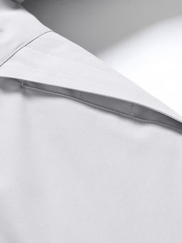 Парка зимняя подростковая для девочки с капюшоном и мехом серого цвета 9532Sr