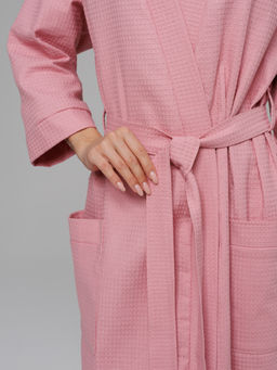 Женский укороченный вафельный халат с планкой пудрово-розовый В-11 (102) - Росхалат фото 6