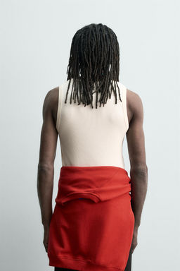 CAMISETA TANK JACQUARD RAYAS X AARON LEVINE / Crudo