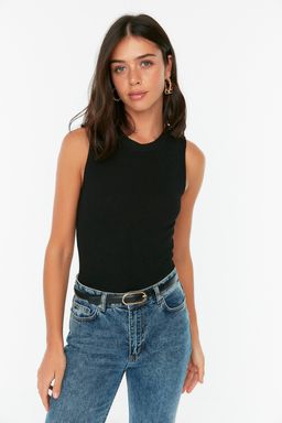 Siyah Bisiklet Yaka Crop Bluz TWOSS21BZ0098