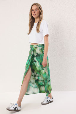 Trendyolmilla Yesil Batik Desenli Yandan Baglamal? Kruvaze Etek TWOSS25ET00176  фото 2