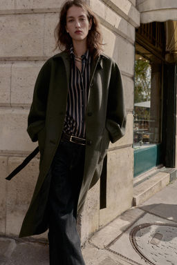 WOOL COAT WITH PUFF SLEEVES AND CONTRAST COLLAR - Zara фото 5