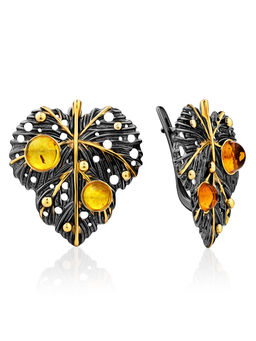 Серьги Листочек с чернением и золочением, украшенные янтарем