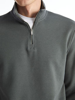 Dik Yaka Erkek Sweatshirt