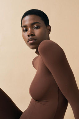 FITTED TOP WITH TOPSTITCHING - Zara фото 4