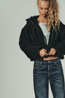 WATER-REPELLENT WINDPROOF QUILTED JACKET WITH FAUX FUR HOOD - Zara фото 2