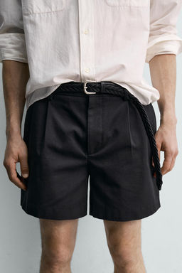 BERMUDA CORTA PLIEGUES AARON LEVINE X ZARA / Negro