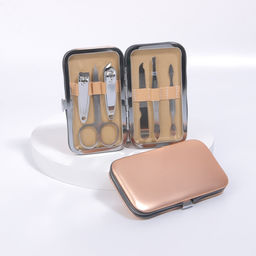 Набор маникюрный Metallic, 6 предметов, в футляре, цвет МИКС