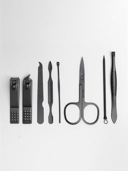 Набор маникюрный Black, 8 предметов, в футляре, чёрный