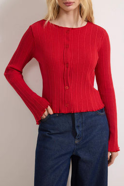 K?rm?z? Jakarl? Fitted/Vucuda Oturan Dugme Detayl? Esnek Orme Bluz TWOAW26BZ00046