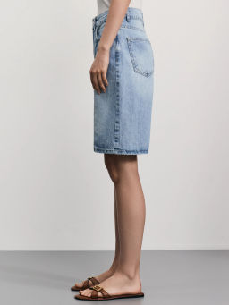 Джинсовые шорты бермуды со стрелками / Zarina фото 3