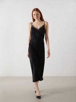 V Yaka Dantel Detayl? Saten Elbise