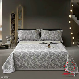 Покрывало на кровать с двумя наволочками