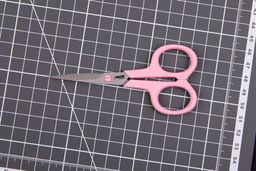 Ножницы Micron by Sharpist Easy VIT-201 для рукоделия на подложке с европодвесом 108 мм