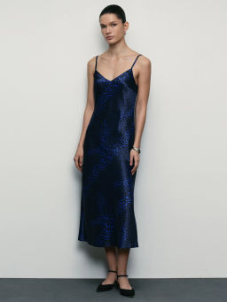 Атласное платье миди на бретелях / Zarina  фото 6