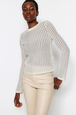 Trendyolmilla Bordo Transparan Triko Gorunumlu Kumas Regular Boy Bisiklet Yaka Orme Bluz TWOAW24BZ00094 фото 6