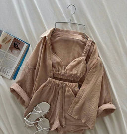 Костюм тройка