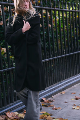 SOFT BUTTON COAT - Zara фото 3