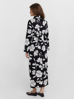 Платье рубашка женское черное с цветочным принтом цветы на черном 152555