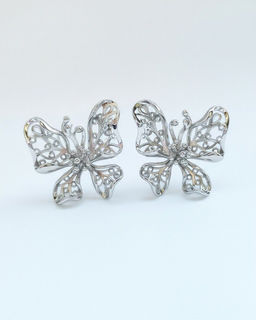 Стильные серьги