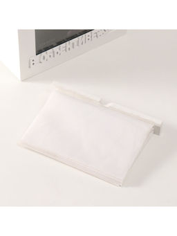 Фотоархив на 96 фото 10×15 см с фоторамкой 10×15 см «В объективе», белый, 20×15×12 см