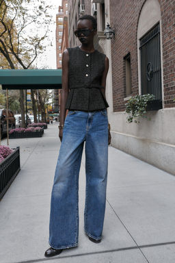 STRUCTURED WAISTCOAT WITH METALLIC THREAD BELT