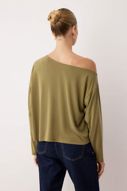 More Sustainable Yesil Modall? Kay?k Yaka Relaxed/Rahat Kesim Orme Bluz TWOAW25BZ00282