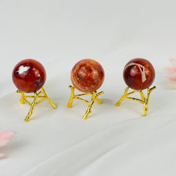 Шар из Сердолика на подставке