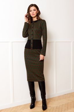 Костюм из жакета и юбки