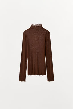 CAMISETA LISA CON LYOCELL / Marr?n