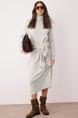 Tas*001 Ic Gostermeyen Maxi Genis Kal?p Yumusak Dokulu Duz Triko Elbise TWOAW24EL00056