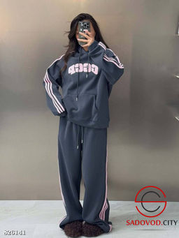 Костюм с худи брюками женский