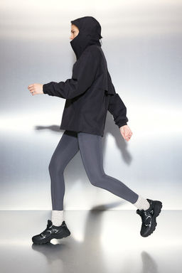 Chubasquero unisex en StormMove - H&m фото 5