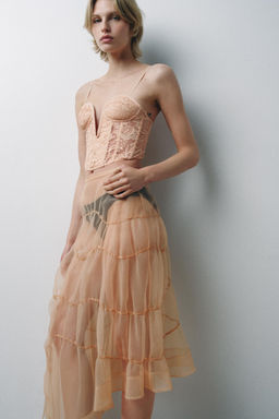 GATHERED ORGANZA SKIRT