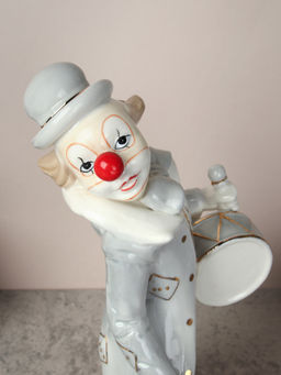 Статуэтка Клоун 24 см с барабаном / YZ17008 /уп 9/фарфор - ГалеонТрейд фото 3