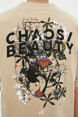 Bej Oversize/Genis Kesim S?rt Yaz? Bask?l? %100 Pamuklu T-Shirt TMNSS21TS2037