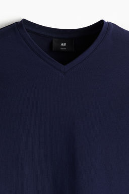 Camiseta con escote de pico Slim Fit - H&m фото 2