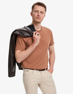 A__k Kahverengi Slim Fit %100 Pamuk Bisiklet Yaka Basic Ti__rt