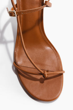 Sandalias de tac?n con tiras finas - H&m фото 5