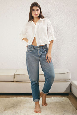 TRENDYOLMILLA Beyaz Muslin Kumas Buyuk Cep Detayl? Regular Normal Kal?p Crop Dokuma Gomlek TWOSS25GO00099 фото 4