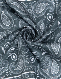 Серый платок - Cacharel фото 4