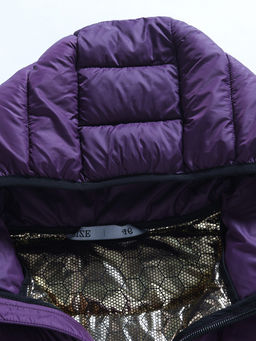Куртка женская гибридная стёганая с капюшоном с графеновой подкладкой фиолетового цвета 9630_1F