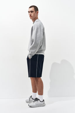 Pantal?n corto de deporte con DryMove Loose Fit - H&m фото 8