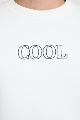Beyaz Regular/Normal Kesim Kabar?k Yaz? Bask?l? Ici Polarl? Sweatshirt TMNAW25SW00190 - Trendyolmilla фото 3