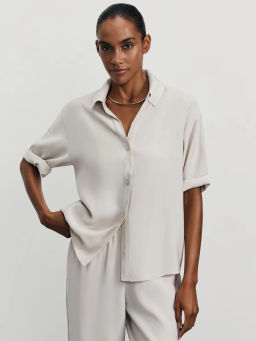 Блузка свободного кроя из вискозы / Zarina