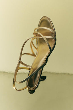 LEATHER KITTEN HEEL SANDALS - Zara фото 4