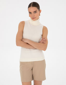 Ekru Slim Fit Bal_k__ Yaka Kazak